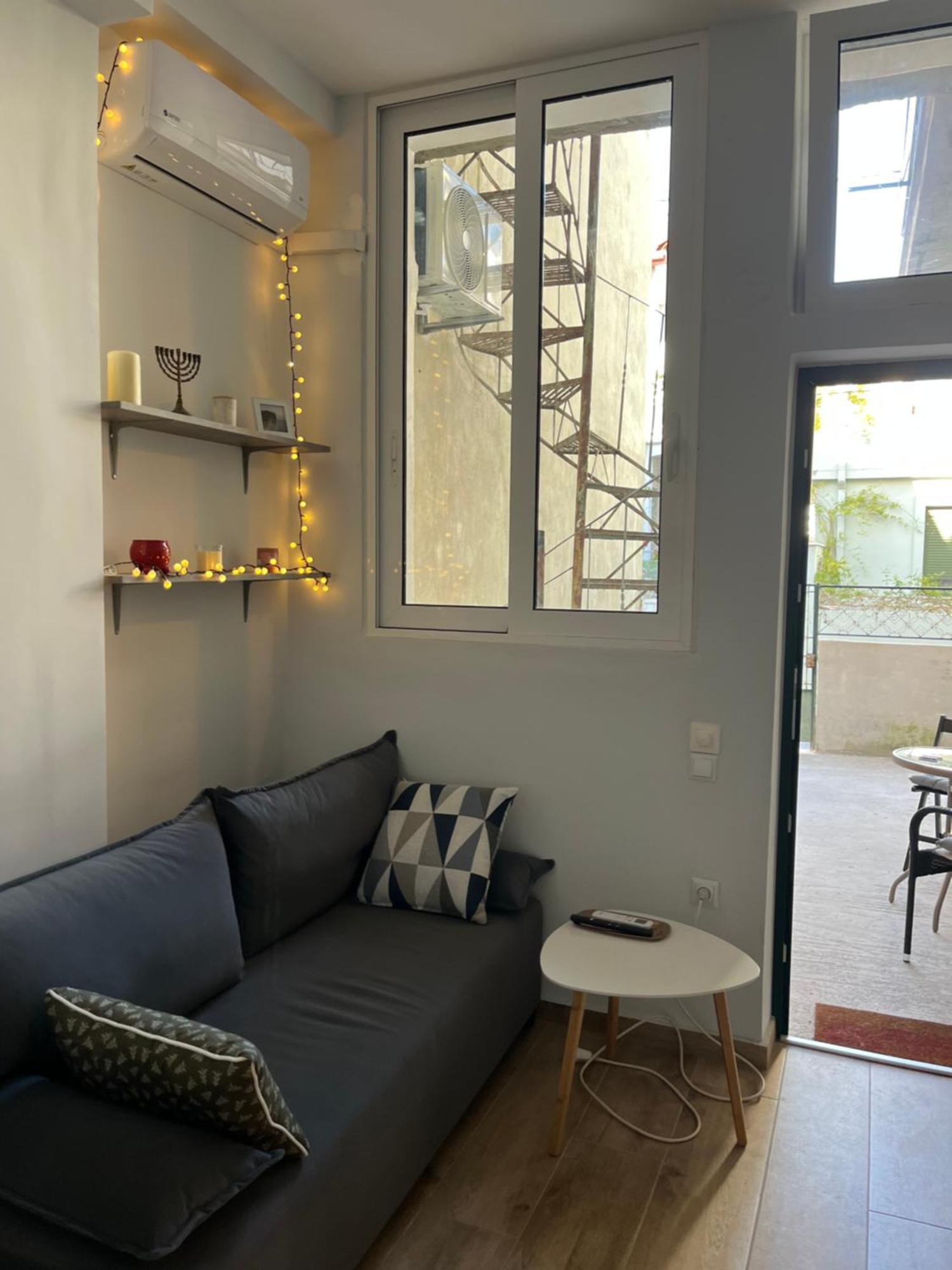 Noa - Designed Garden Studio In The City Center Calamata Exterior foto